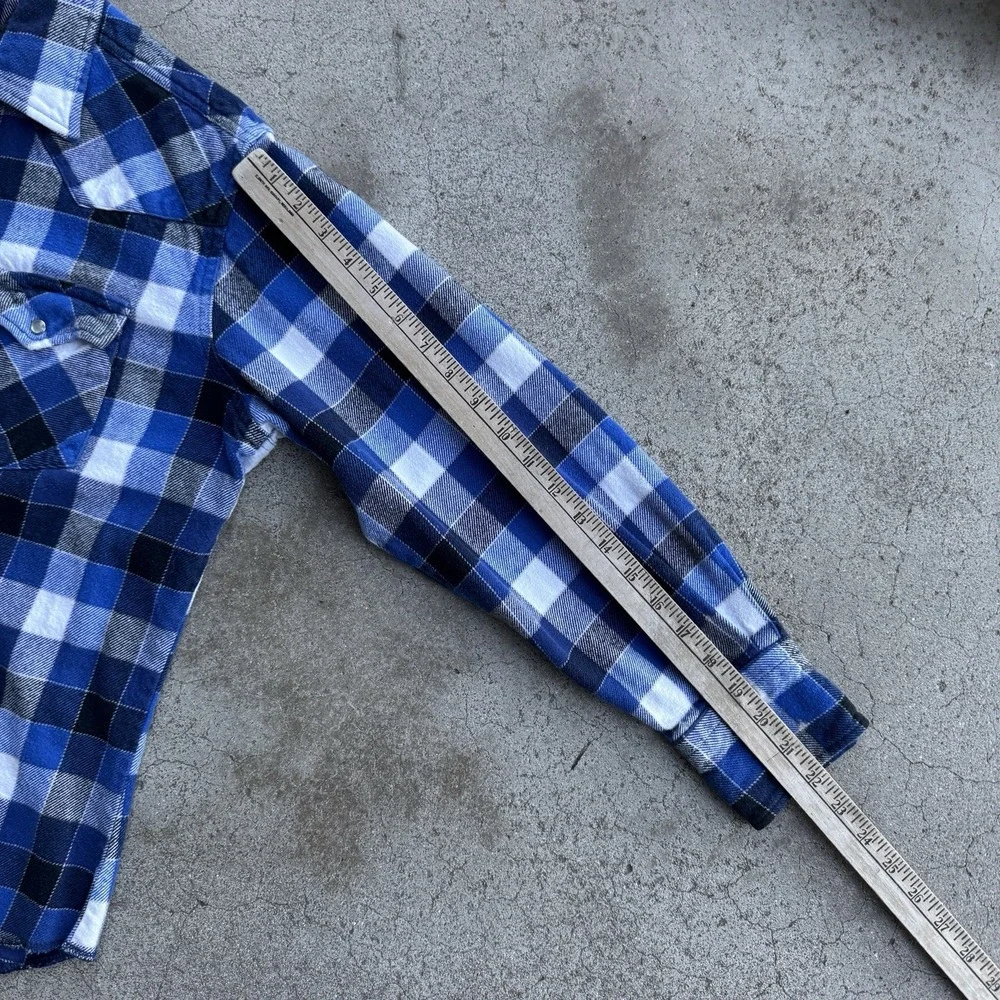 Vintage 90s Wrangler Cotton Flannel Pearl Snap Blue White Medium Plaid